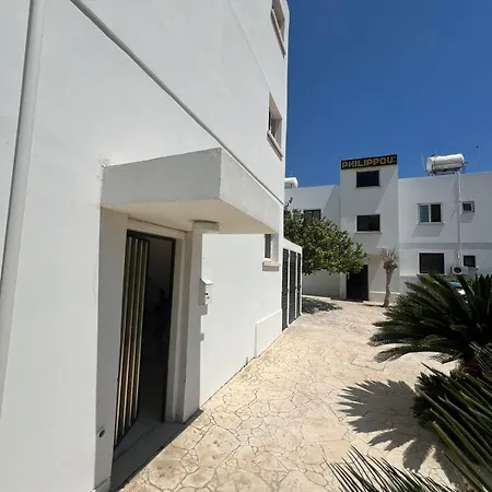 דירה Sea Front Luxury בורוקליני